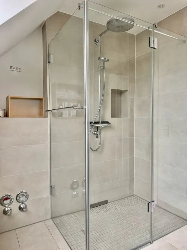Badezimmer der Maisonette