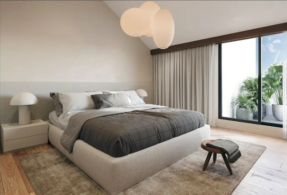 Schlafzimmer mit Zugang zur Dachterrasse